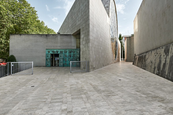 Chiesa del Santo Volto di Gesù al Portuense_01